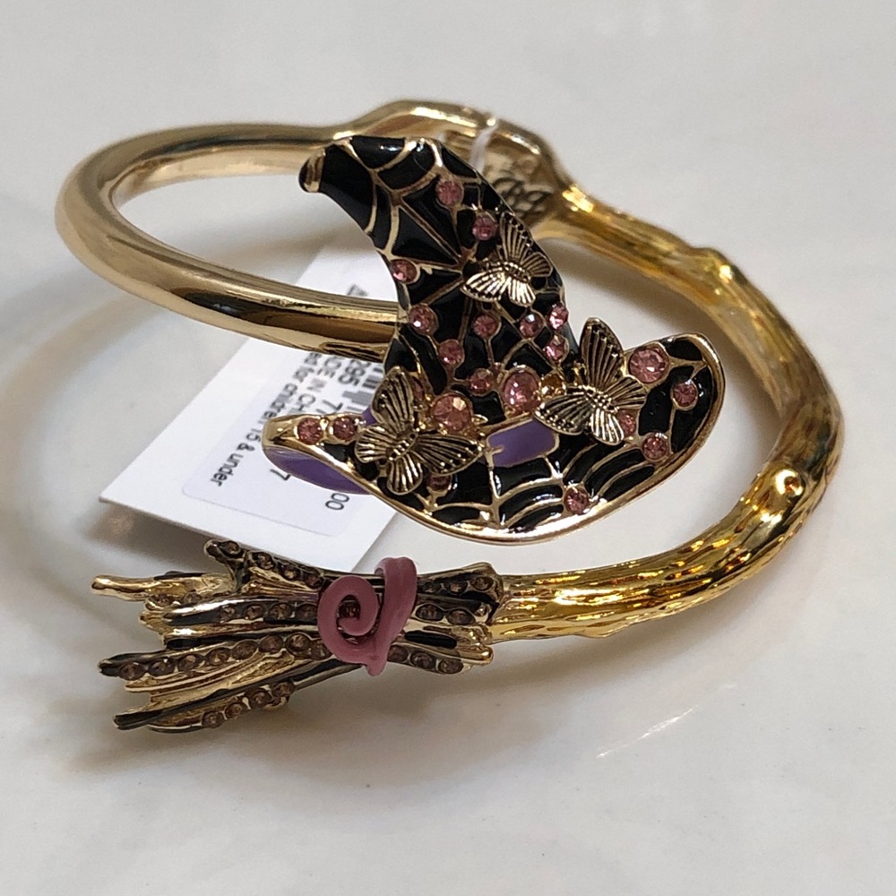 Betsey Johnson Black Witch Hat Butterfly Accents & Crystal Bypass Bangle NWT - Picture 2 of 16
